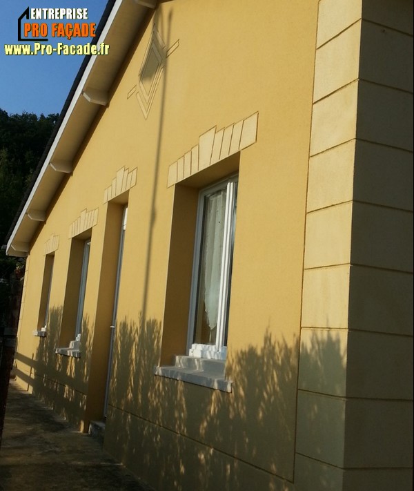 Chantier Ravalement de façade sur Villers Saint Paul 60870 après