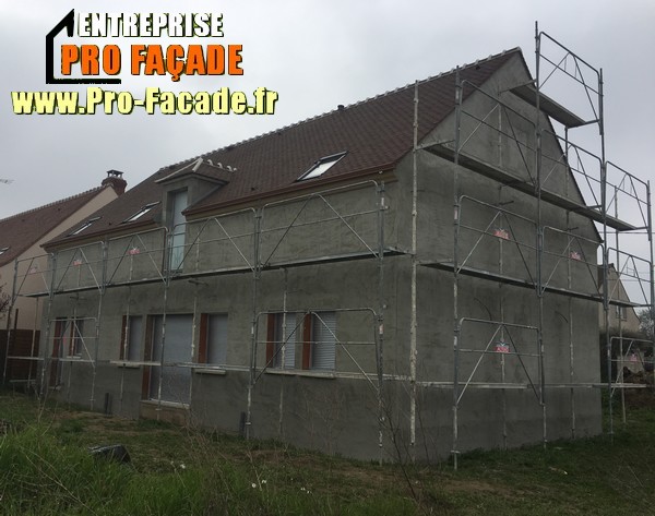 Chantier de Ravalement de façade sur Rully 60810 Pendant